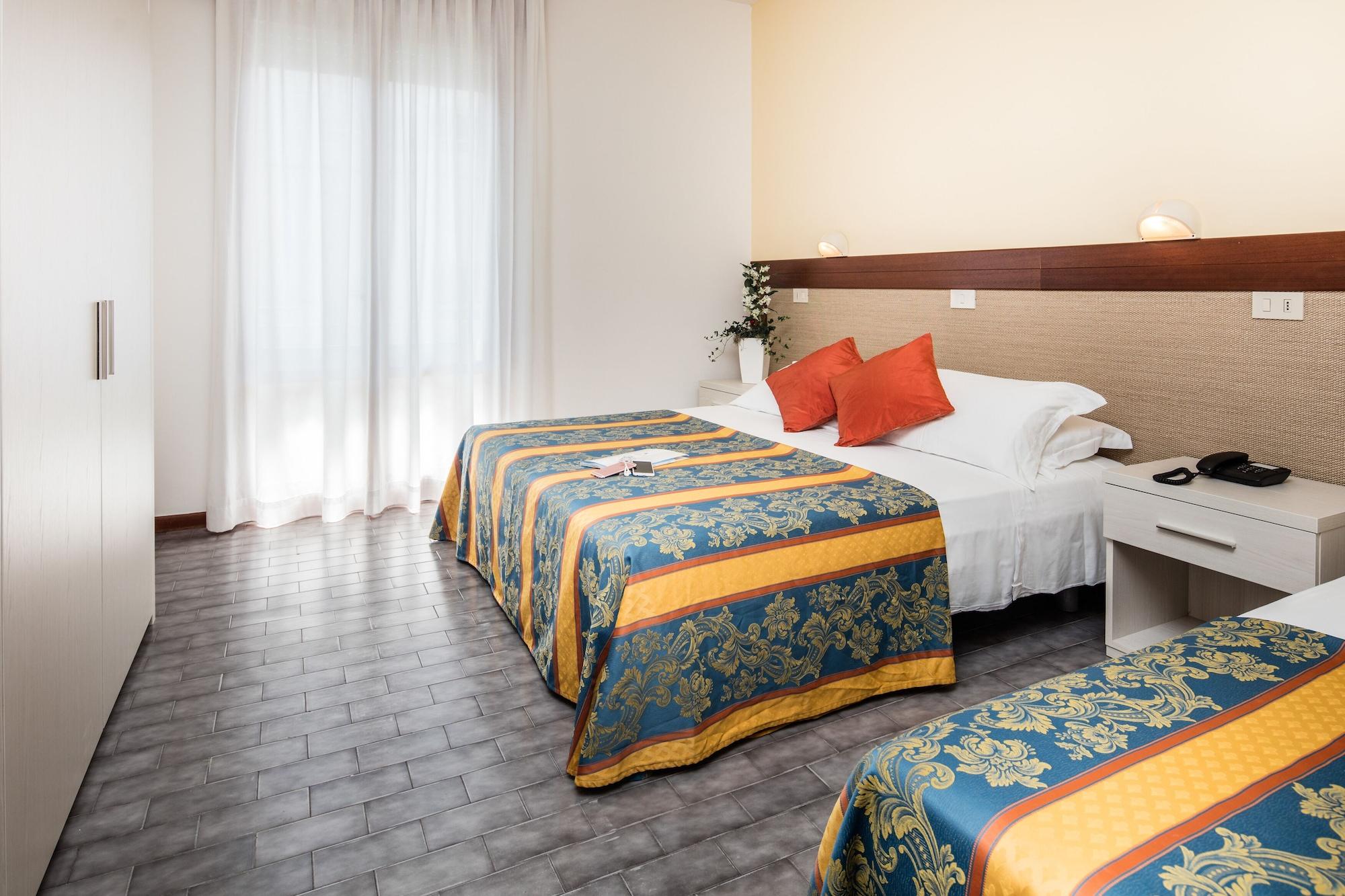Hotel Bettina Лидо-ди-Езоло Экстерьер фото