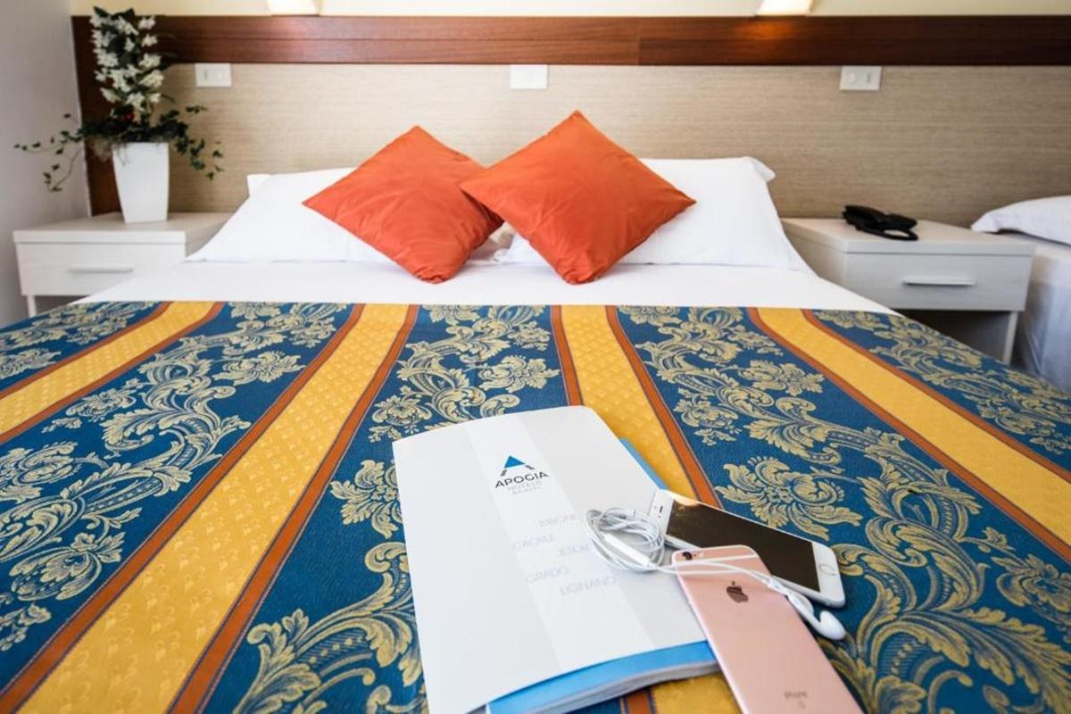 Hotel Bettina Лидо-ди-Езоло Экстерьер фото