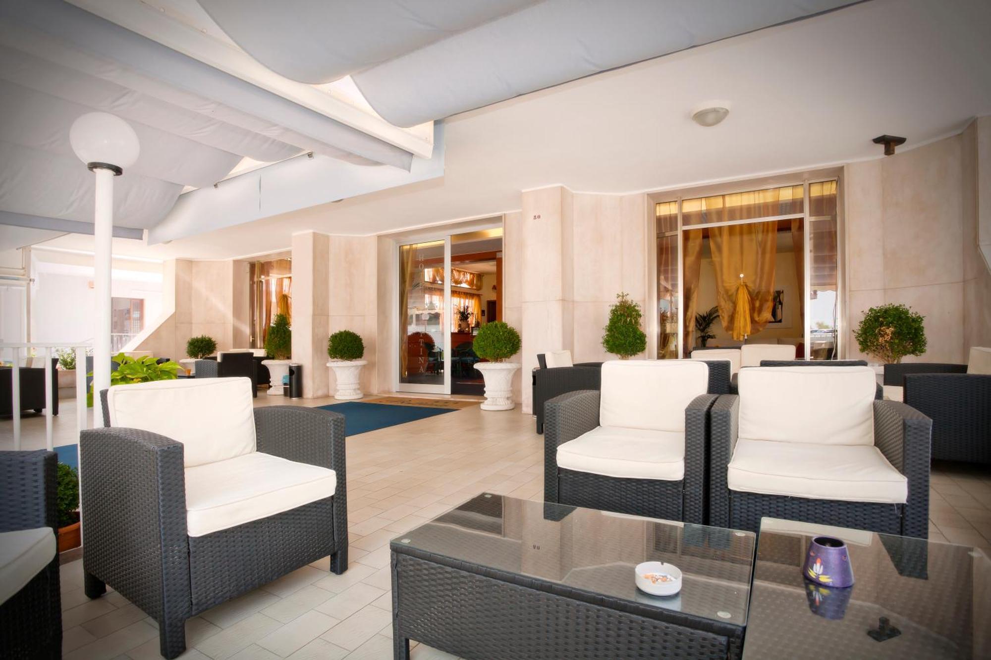 Hotel Bettina Лидо-ди-Езоло Экстерьер фото