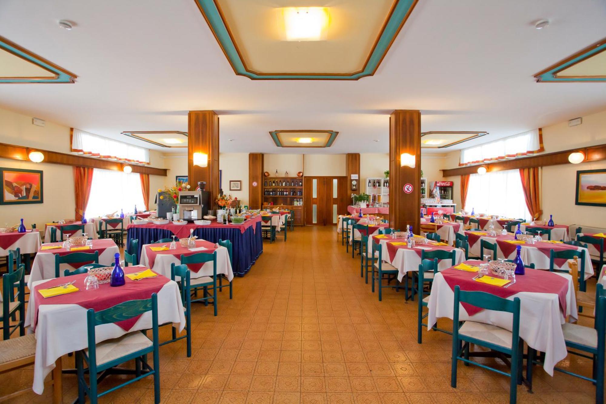 Hotel Bettina Лидо-ди-Езоло Экстерьер фото