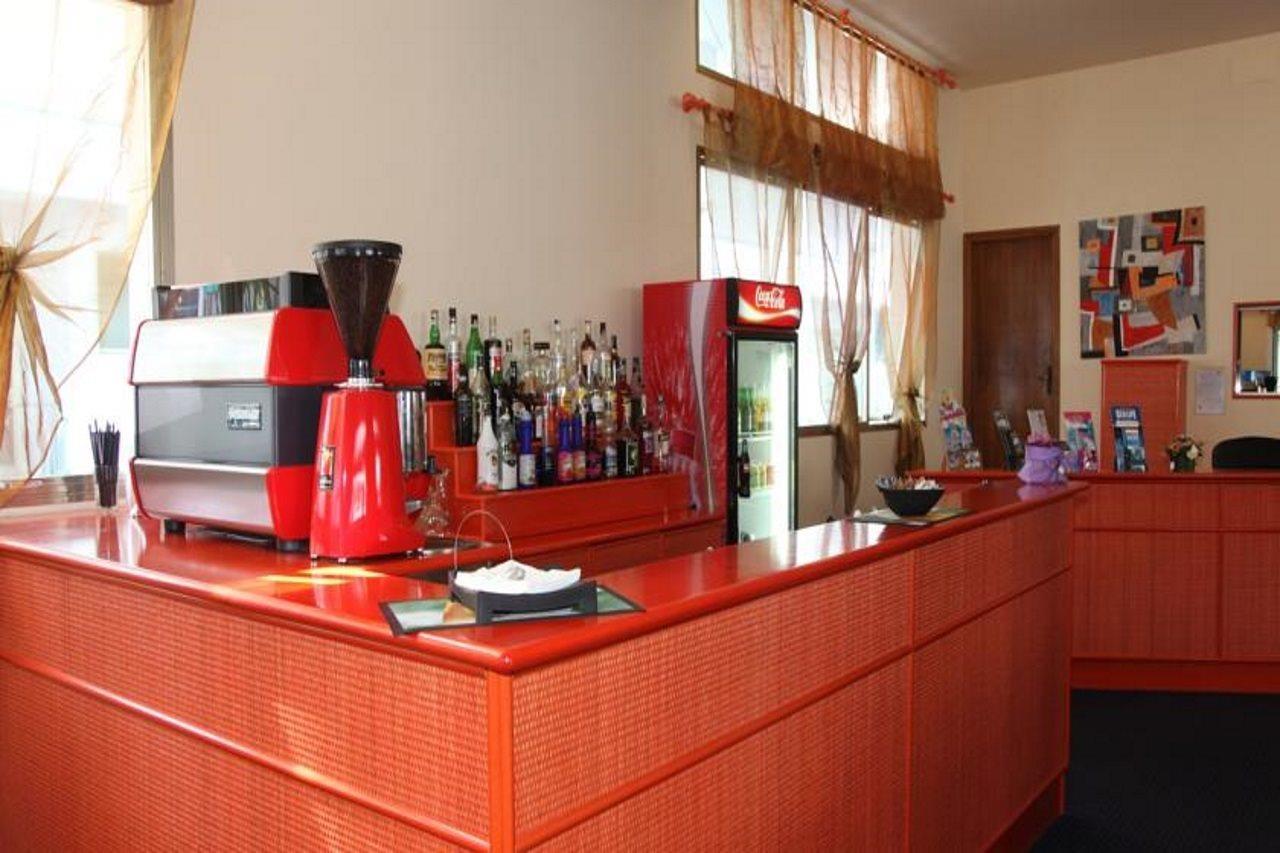 Hotel Bettina Лидо-ди-Езоло Экстерьер фото
